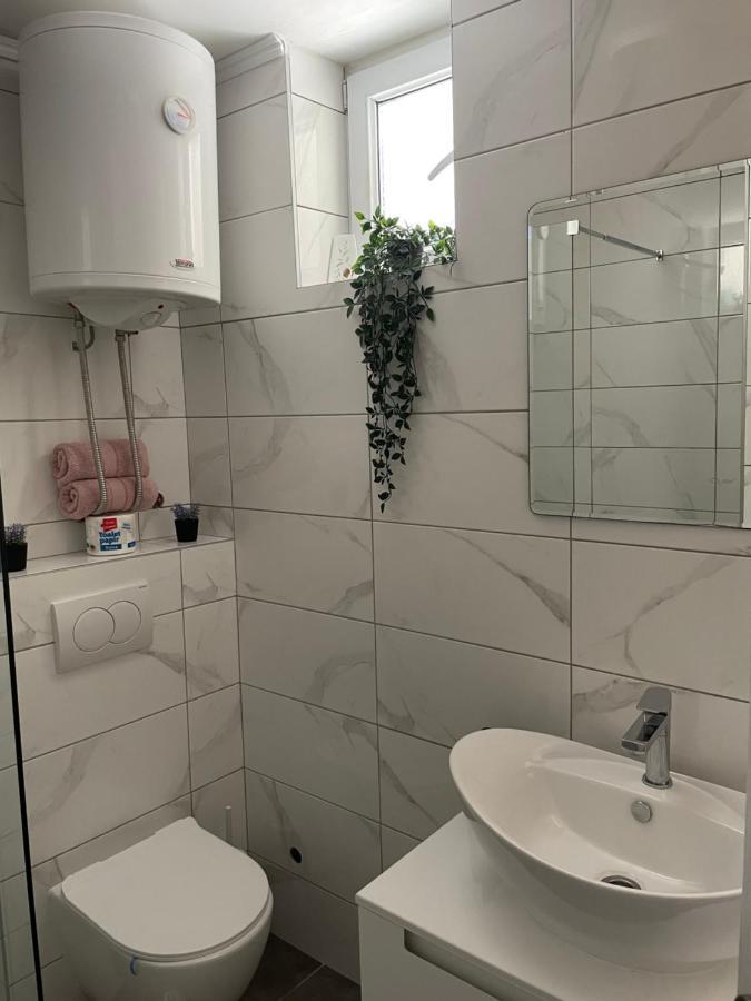 Apartamento Alexandar13 Belgrado Exterior foto